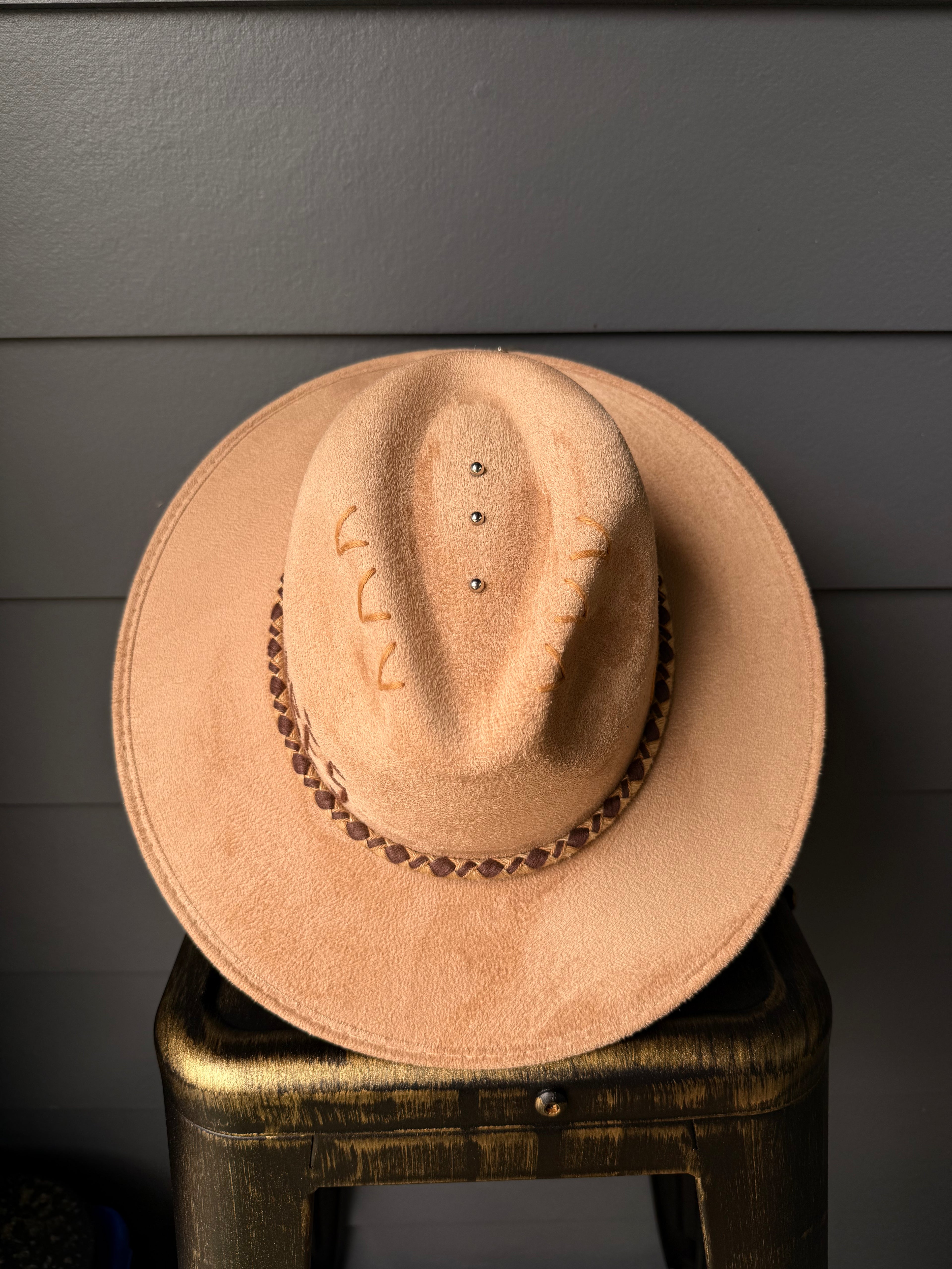 Bespoke artisan western hat – Alpine Après